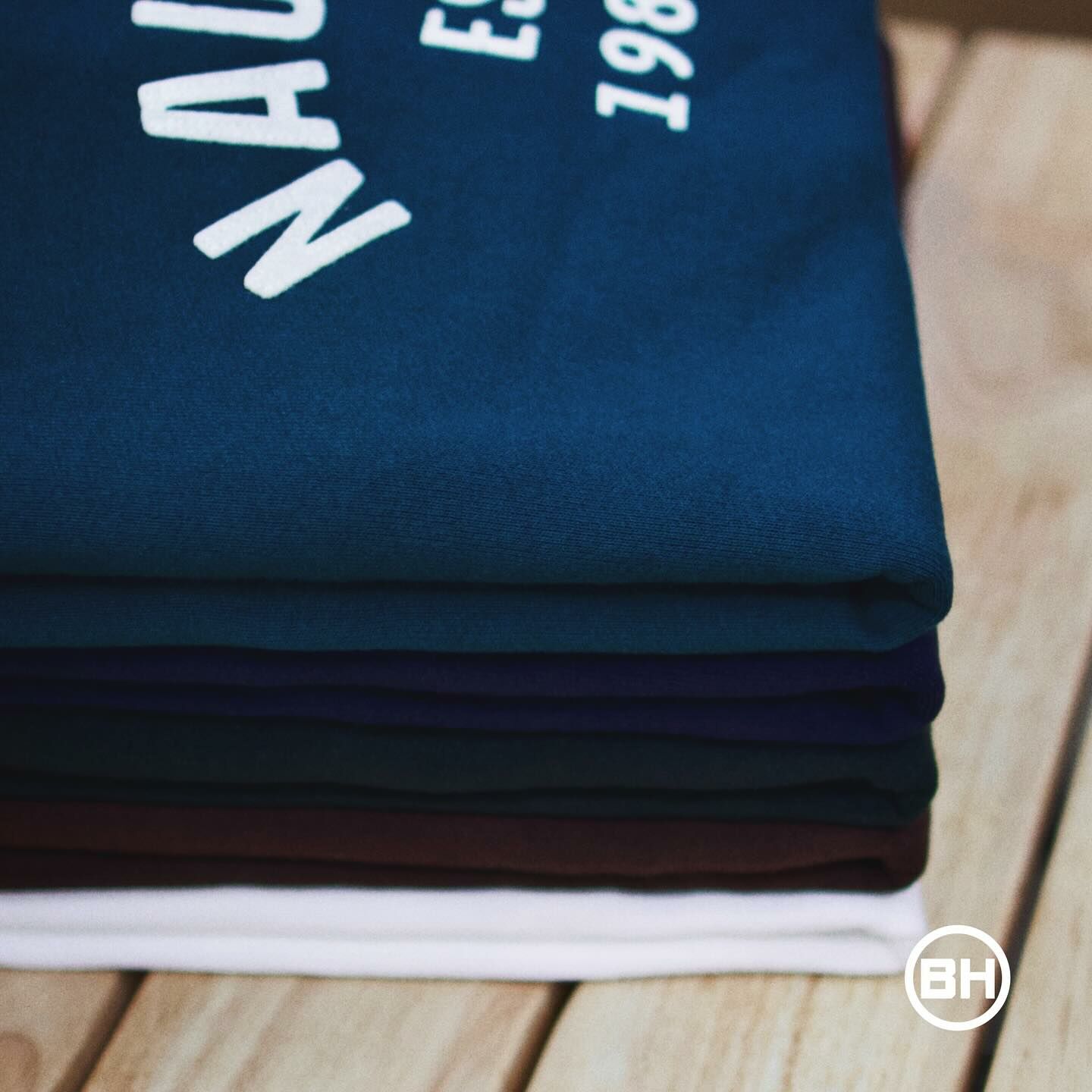 Nautica Felt Patch Arch Logo Crewneck