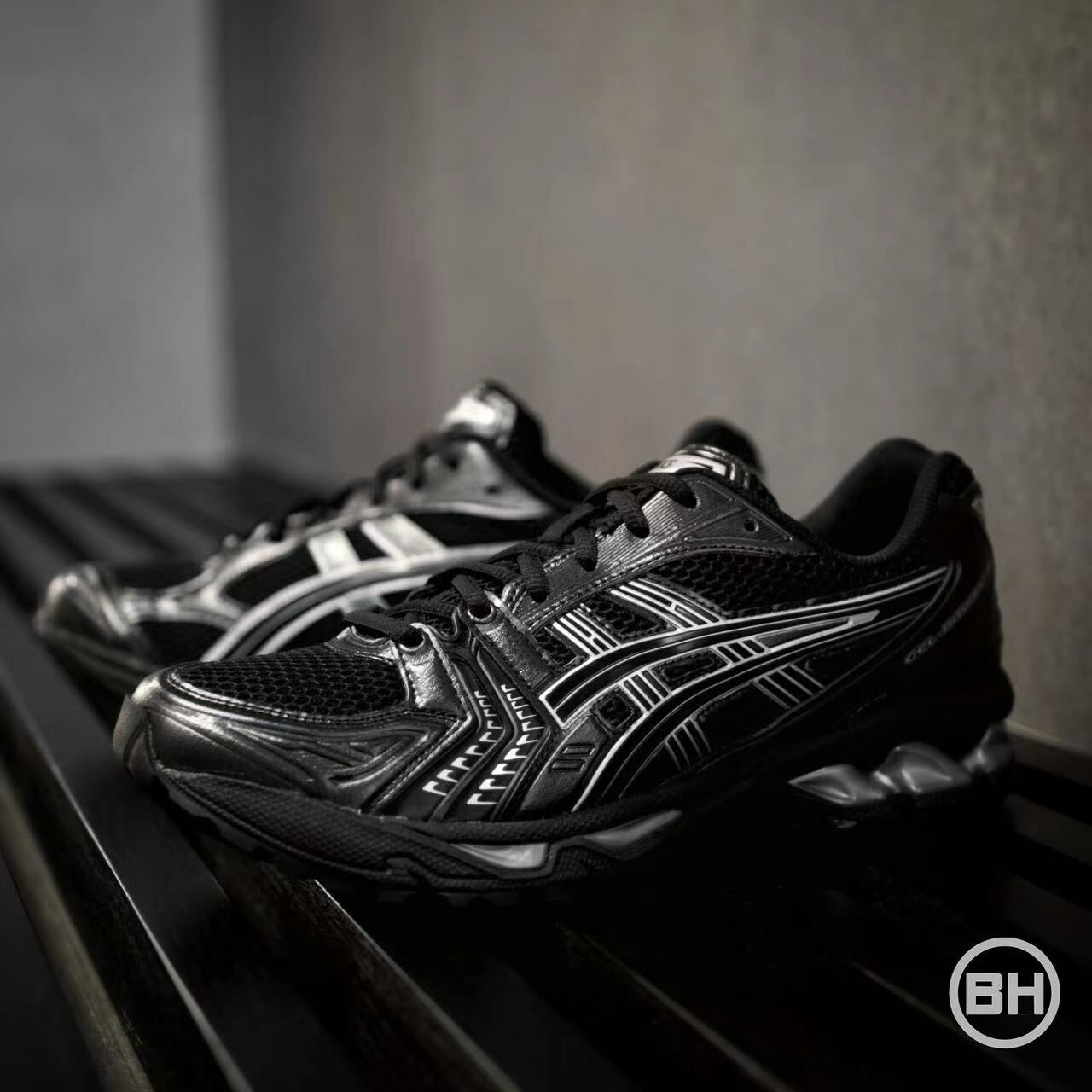 Asics GEL-KAYANO 14 Black Silver