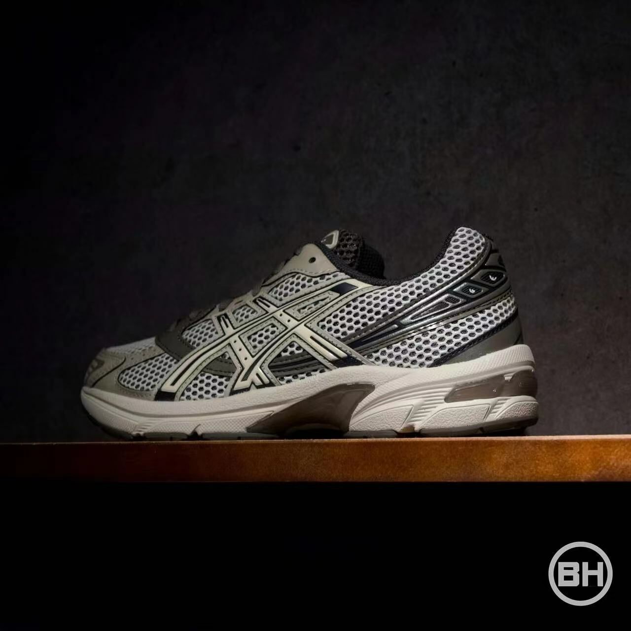 Asics Gel-1130 Birch Dark Taupe 1201A995-200