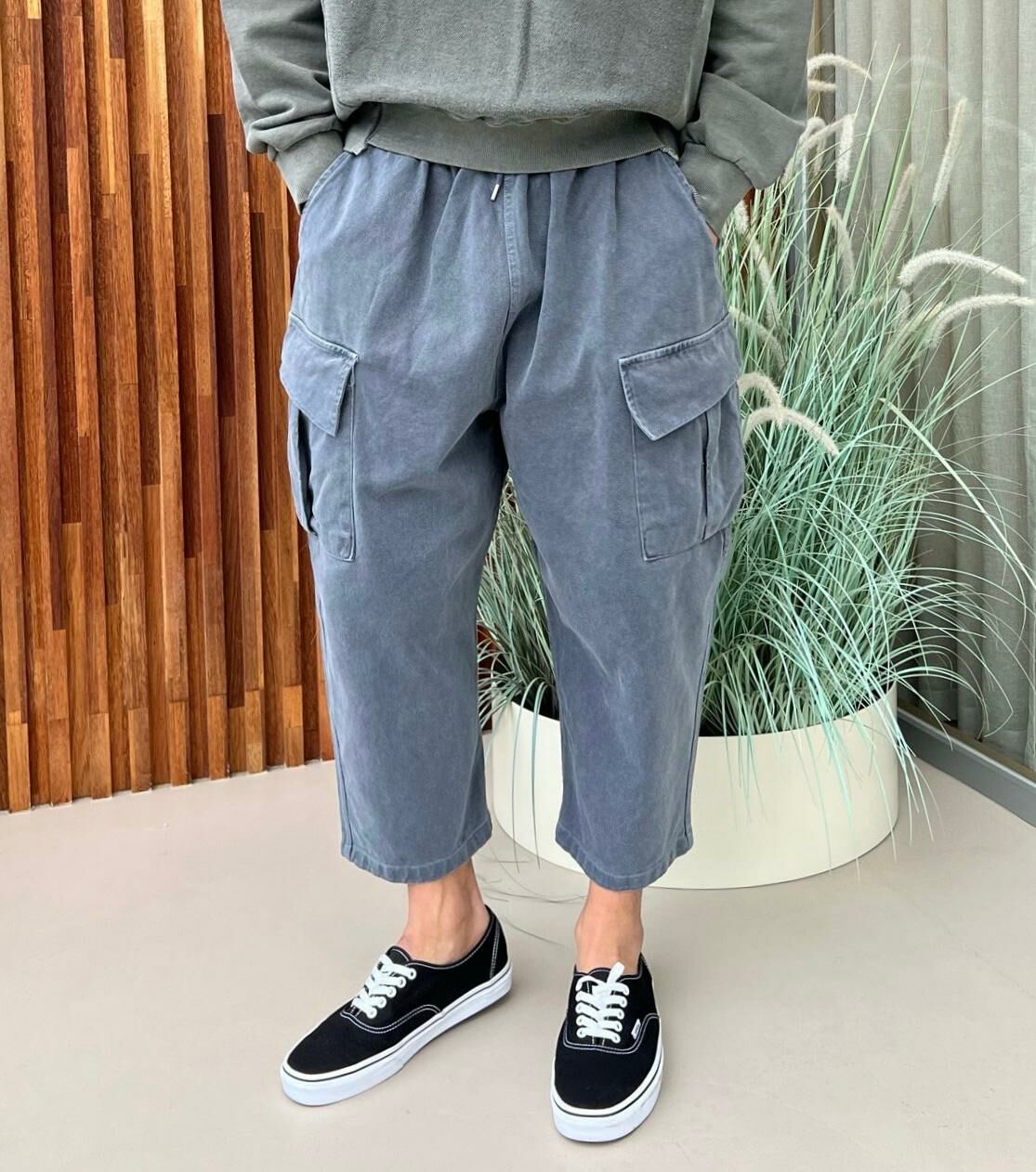 洗水淨色工裝鬆身褲 PEACOCK-062P