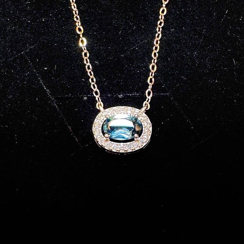 天空藍托帕吊墜