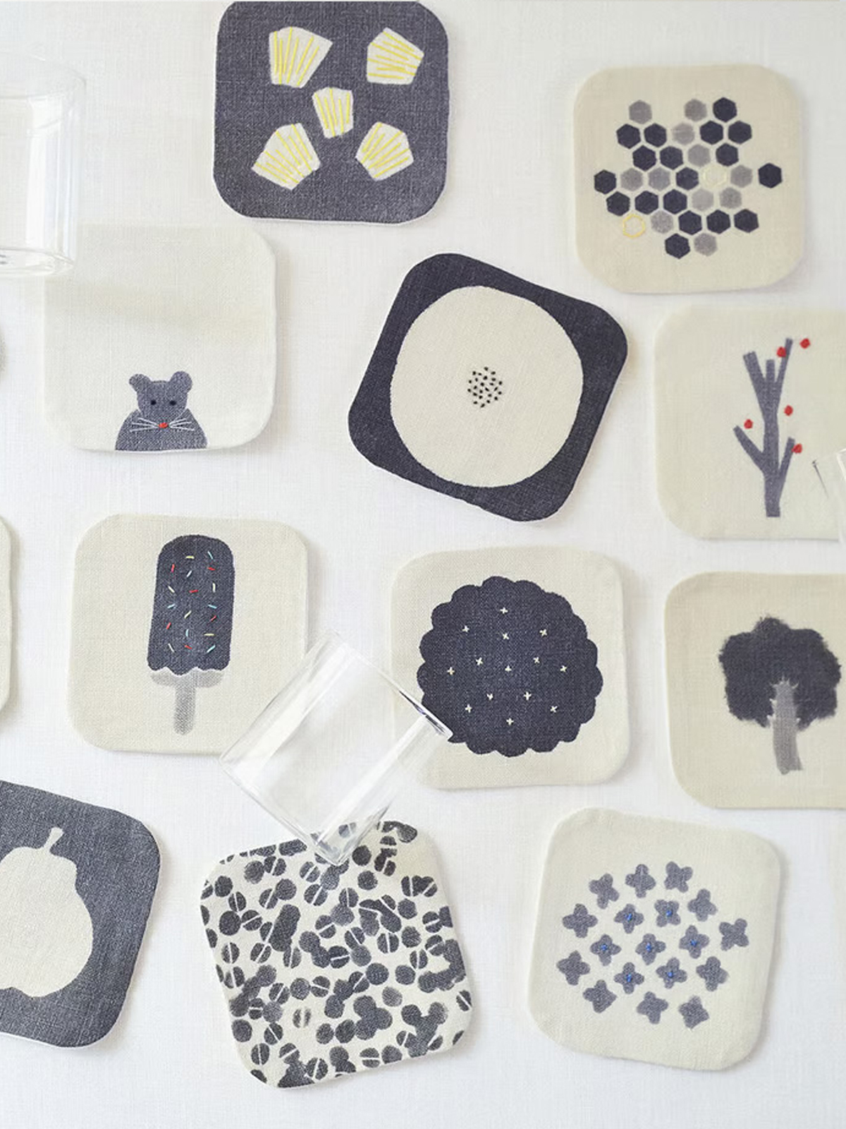 手工泥染 刺繡杯墊 栗｜Tomotake