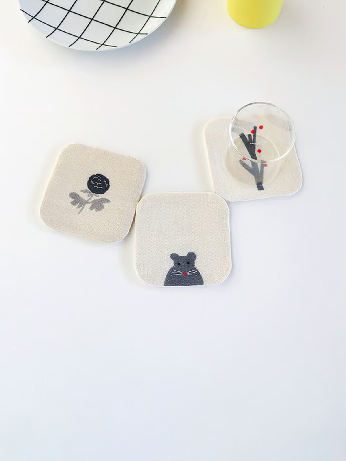 手工泥染 刺繡杯墊 老鼠｜Tomotake