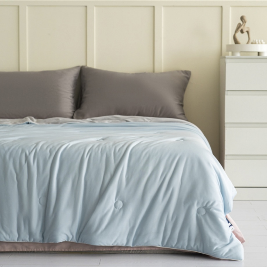 【現貨】明治西川 涼感夏被 素色 涼被 棉被 輕量 吸濕排汗 小松精練 四色