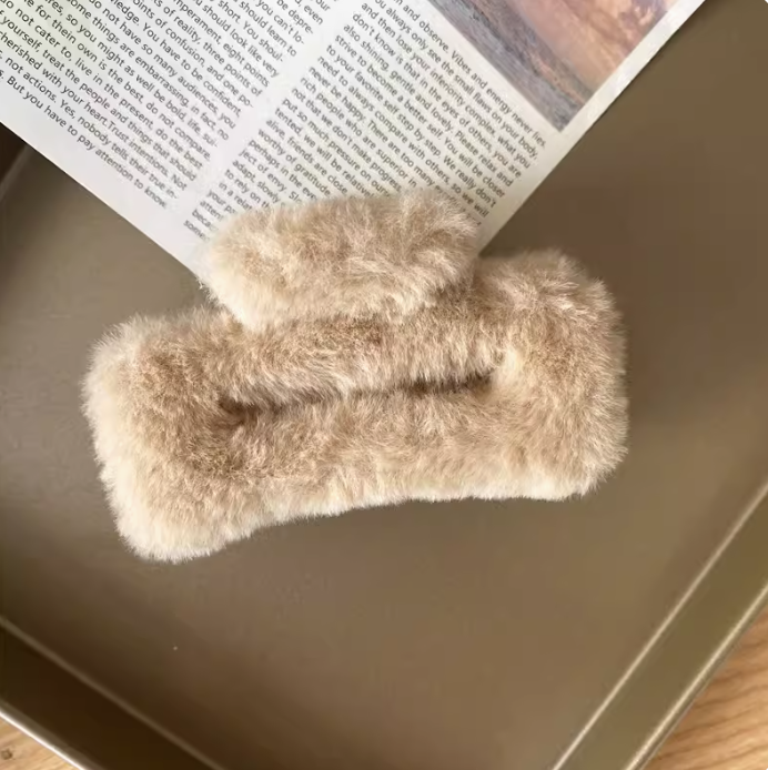 [2 FOR RM10] Small-sized Rectangular Plush Hair Claw