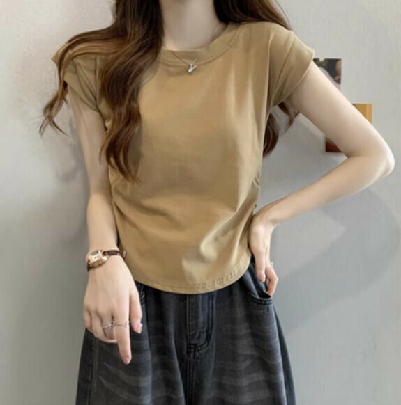 Summer pleated short sleeve T (khaki) [Size: S-L] [Contact customer service to confirm the shipping size after placing an order]