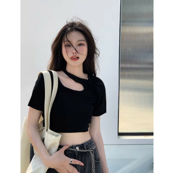 Summer slim cut-out shoulder short sleeve T (black) [Size: S-L] [Contact customer service to confirm the shipping size after placing an order]