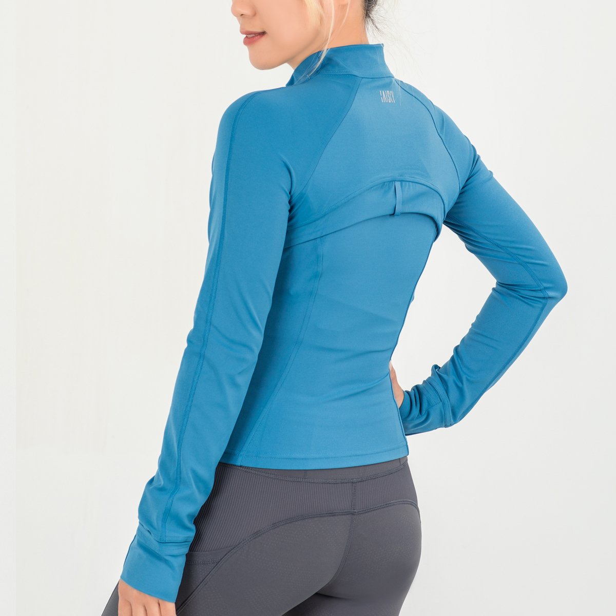 立領後網紗透氣訓練外套 藍