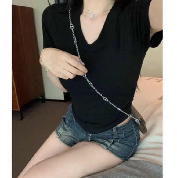 Summer V-neck shoulder short sleeve T (black) [Size: S-L] [Contact customer service to confirm the shipping size after placing an order]