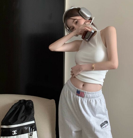 Summer backless bra padded vest (white) [one size]