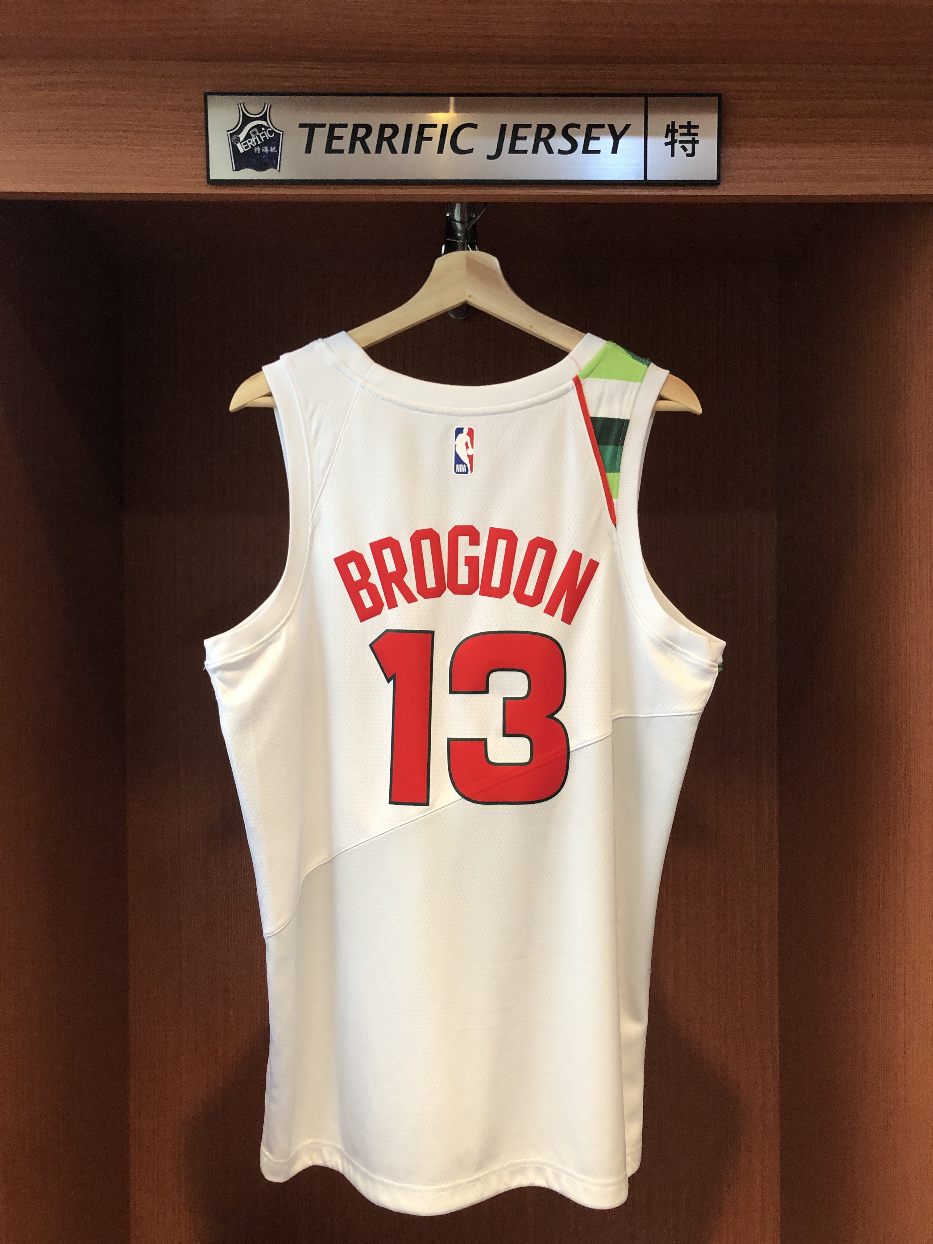 NBA球衣 Malcolm Brogdon 密爾瓦基公鹿獎勵 Earned Nike Swingman 球迷版 熱轉印 含贊助商標 全新