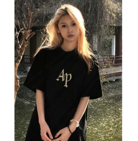 Summer loose short-sleeved T-卹 (black) [Size: S-2XL] [Contact customer service to confirm the shipping size after placing an order]