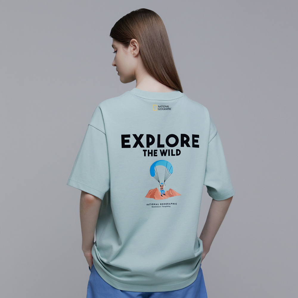 【NATIONAL GEOGRAPHIC】EXPLORE CONCEPT GRAPHIC T-SHIRT Unisex EXPLORE Graphic Short Sleeve Tee - CARBON BLACK