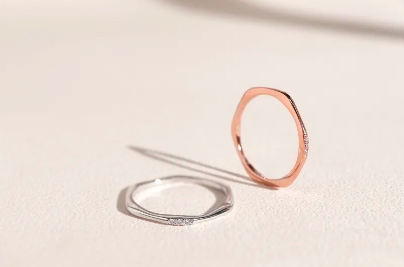 尾戒要怎麼戴才有用？小小巧思讓厄運退散