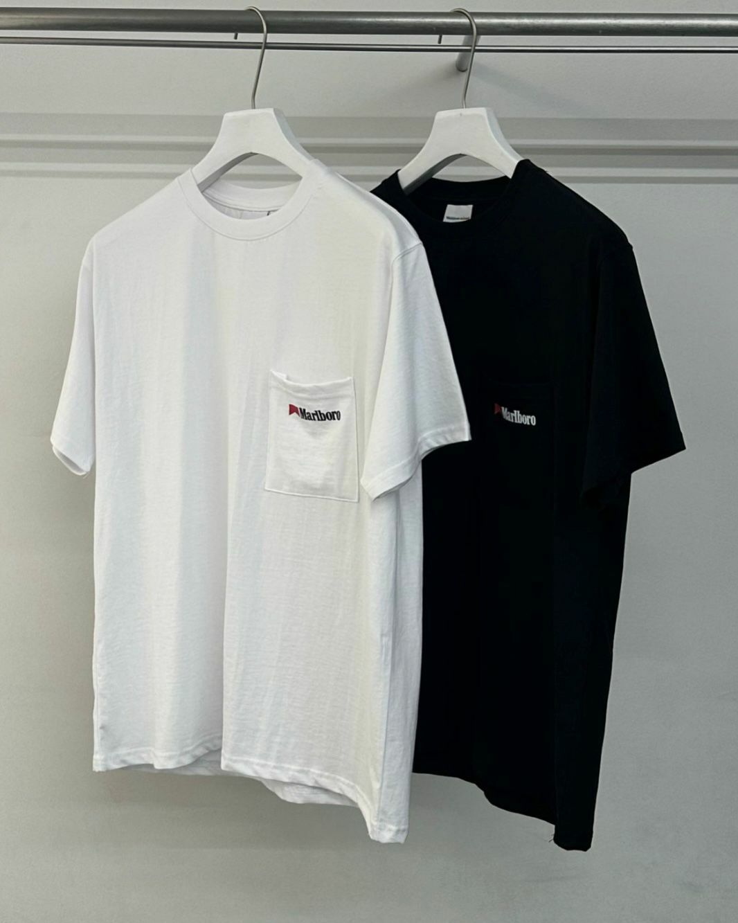 袋口英文字短袖Tee WELL DONE-066T