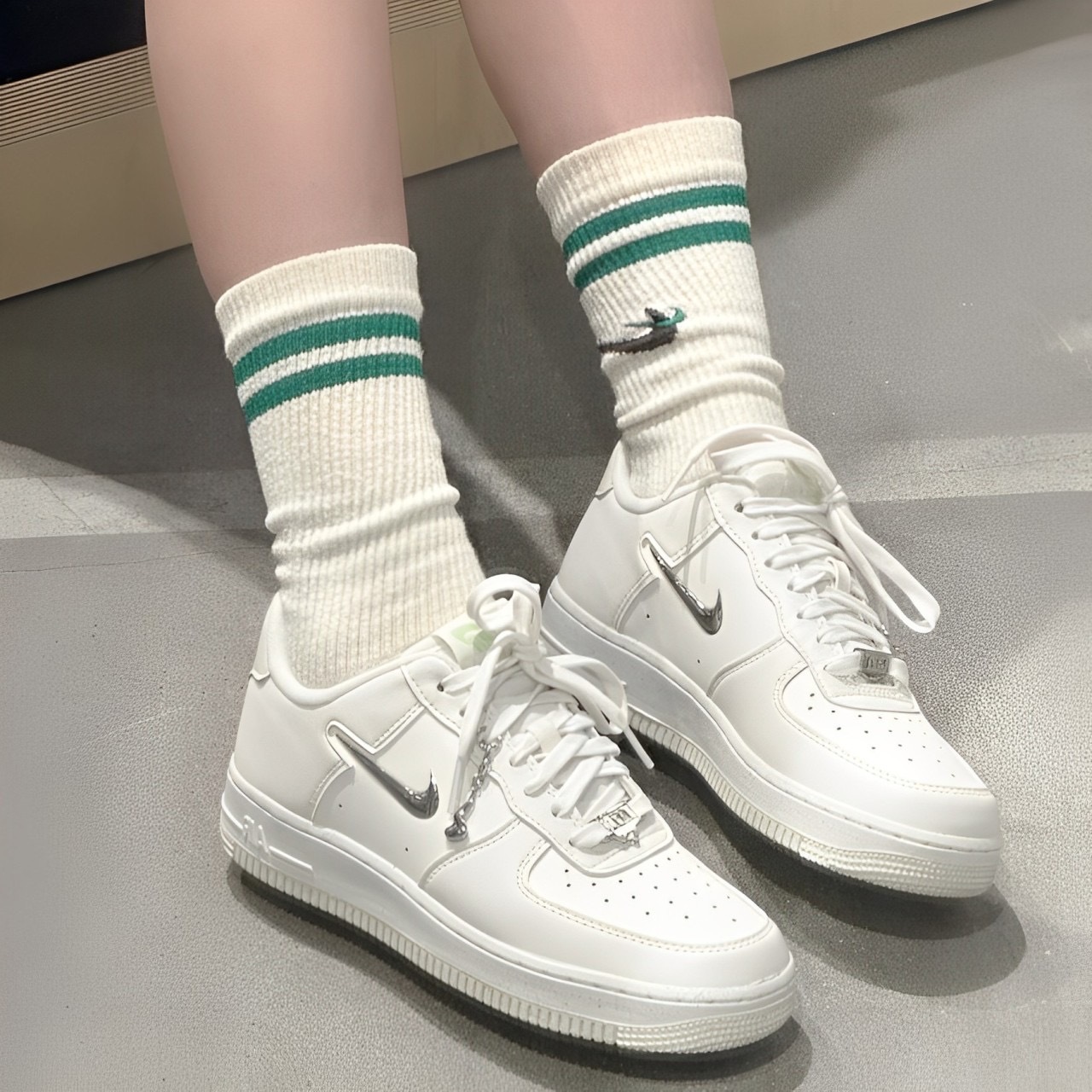 Nike Air Force 1 '07 AF1 "Next Nature" 白色 金屬勾 液態銀 米白薄荷 FN8540100