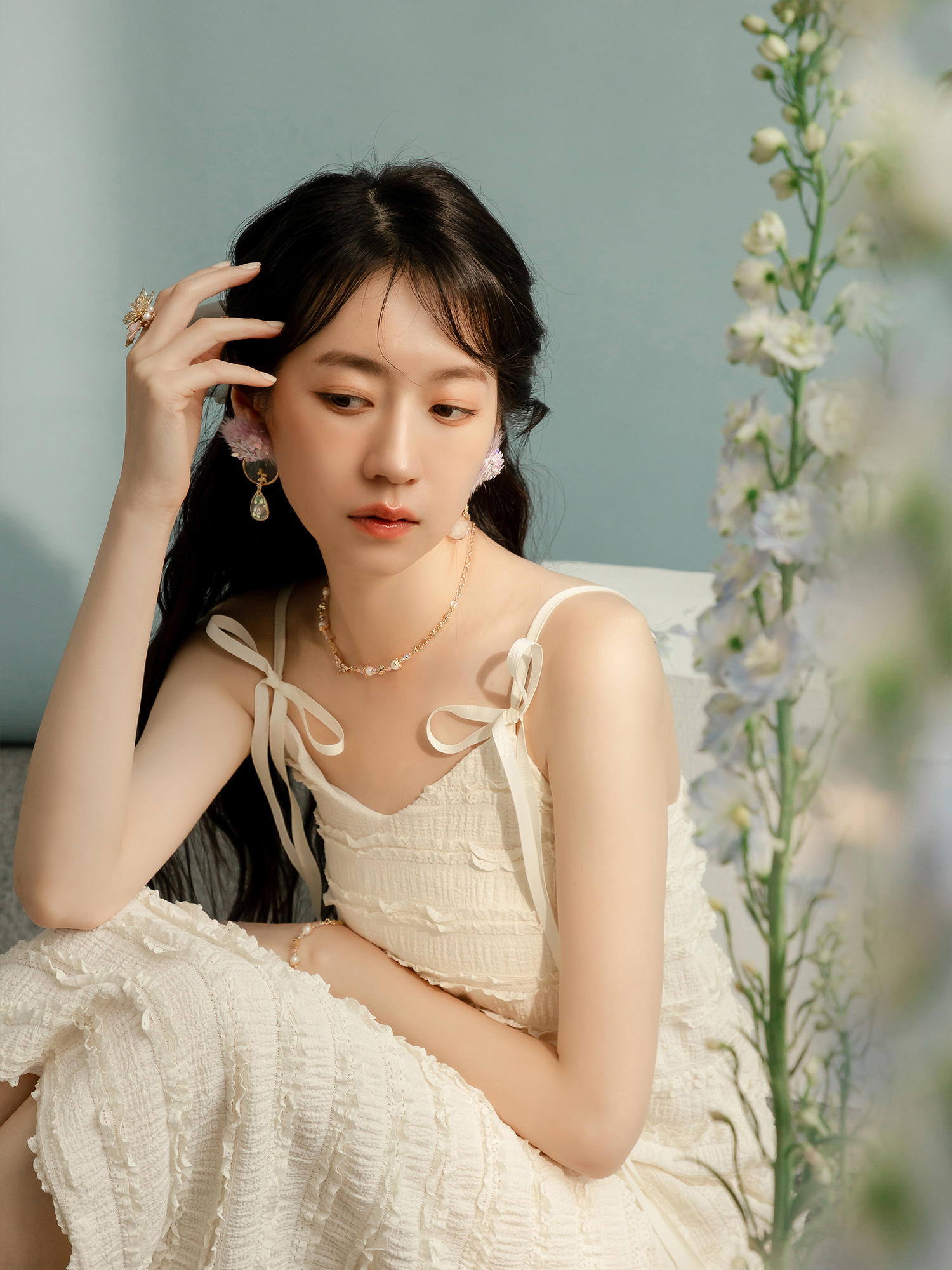 甜美練習生。MUCHAT手作14KGP鋯石葉花片水晶珠項鍊