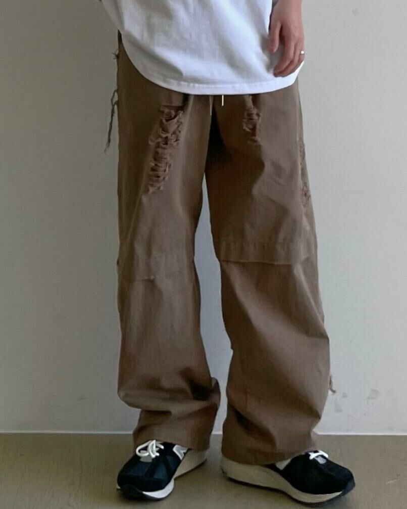 淨色破洞可束腳鬆身褲 EASY-010P