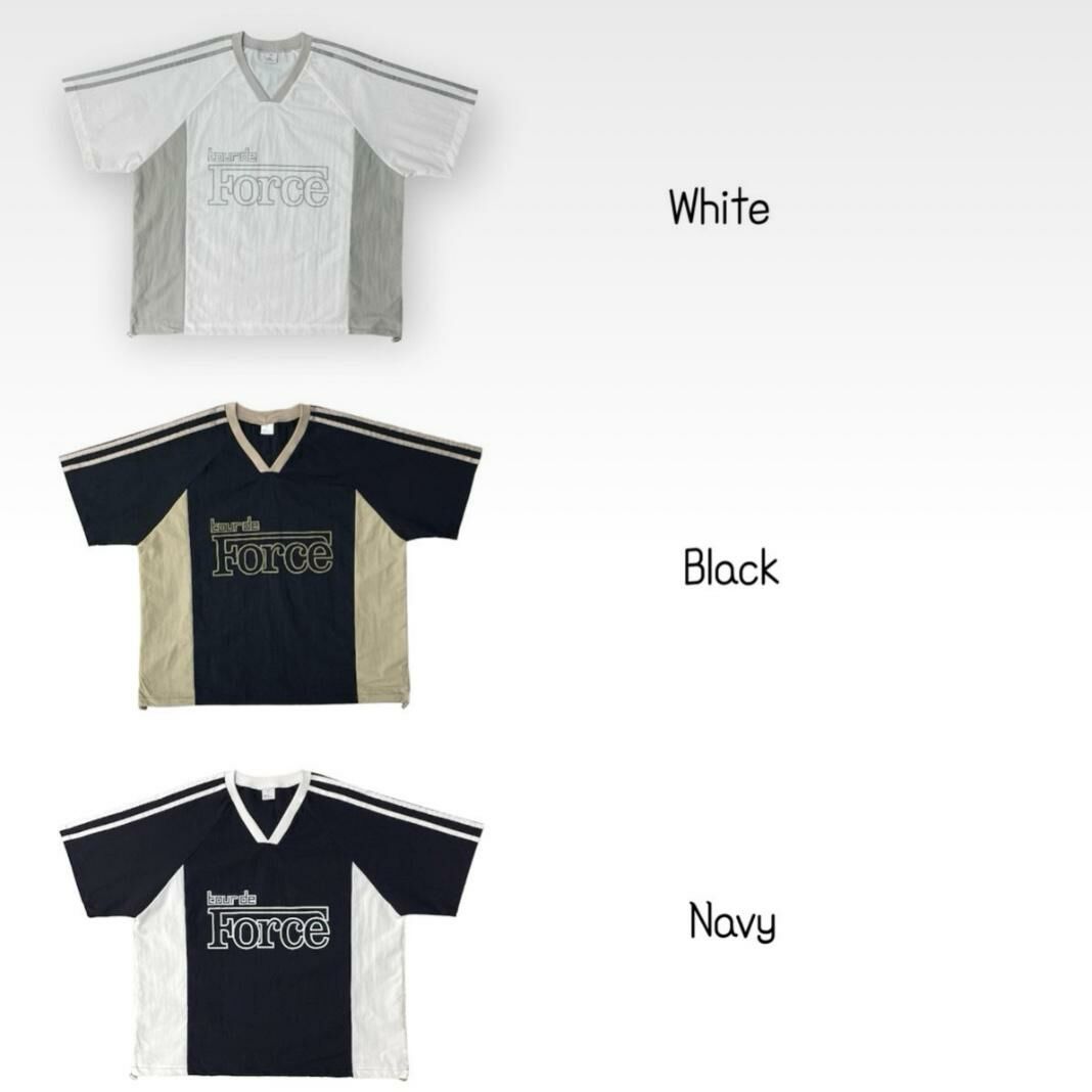 V領拼色英文字短袖Tee EASY-015T