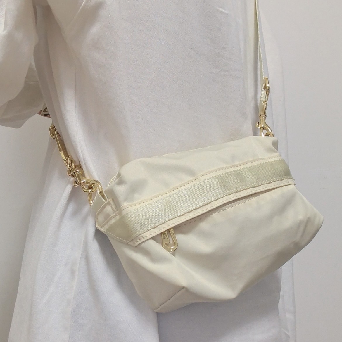 Nike NSW Futura Luxe 米色 斜背包 多功能 腰包 手拿包 雙拉鍊 CW9304-113