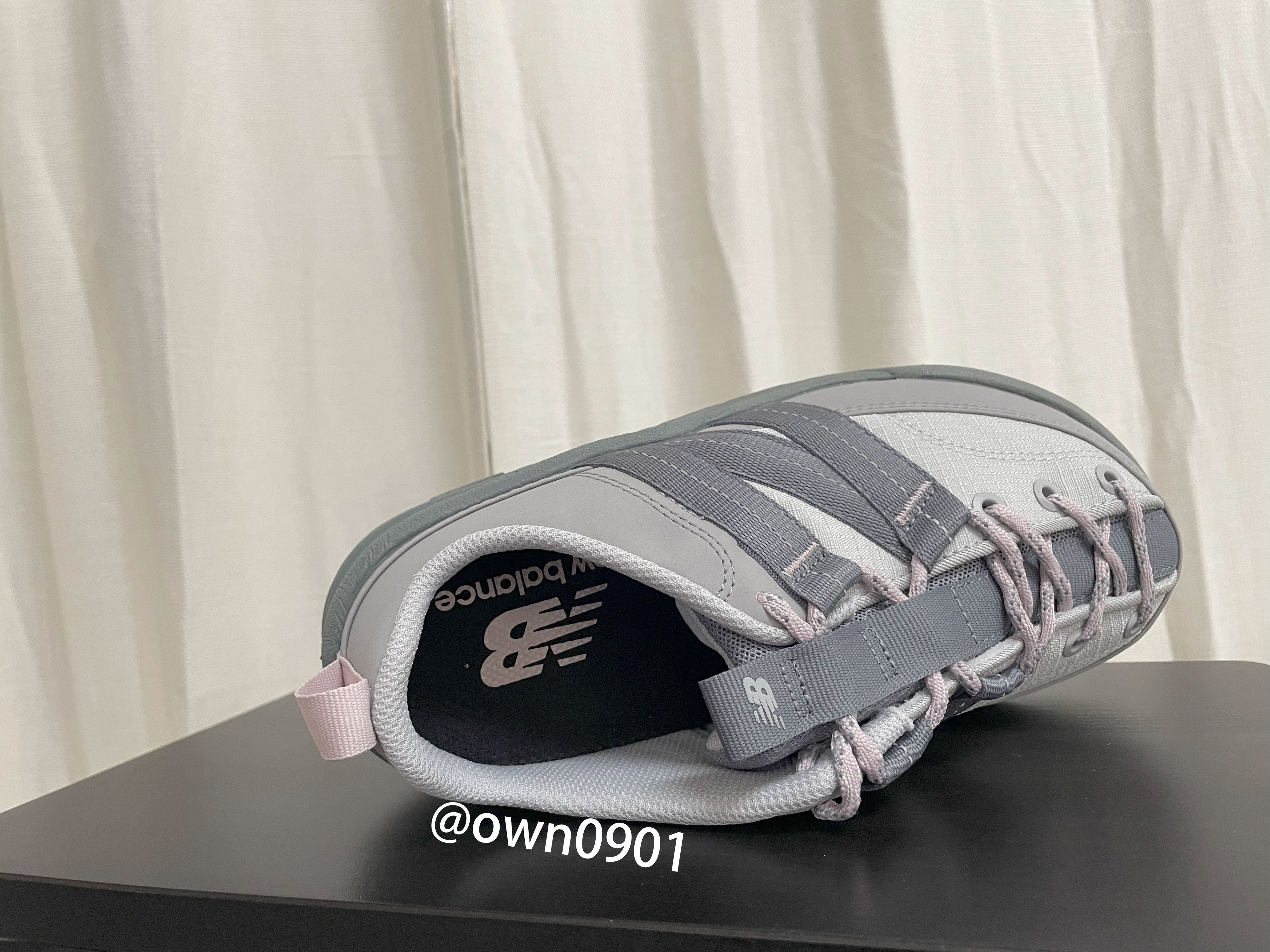 New Balance 穆勒鞋 懶人鞋 麵包鞋 Q版 大頭 寬頭 大N 國外限定 SD3205 黑色 紫羅蘭 白灰 灰粉 奶油黃 SD3205BB3 SD3205IB3 SD3205BY3 SD3205LG3 SD3205LY3