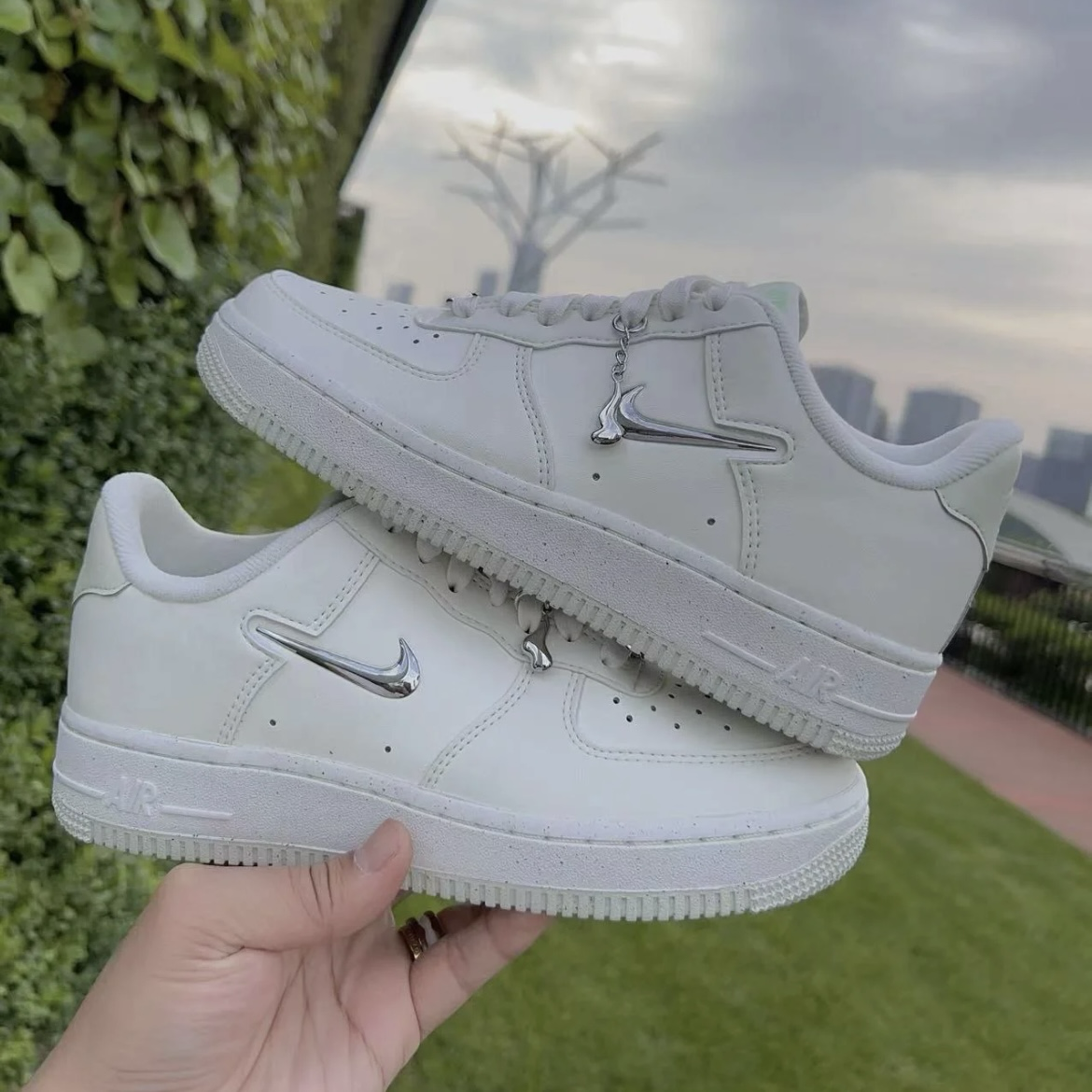Nike Air Force 1 Low Liquid Metal 小銀勾 米白淺綠 女鞋FN8540-100