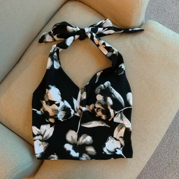 Summer V-neck lace-up vest (ink) [Size: S-L] [Contact customer service to confirm the shipping size after placing an order]