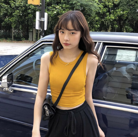 Summer Versatile Cropped Vest (Yellow) [One Size]