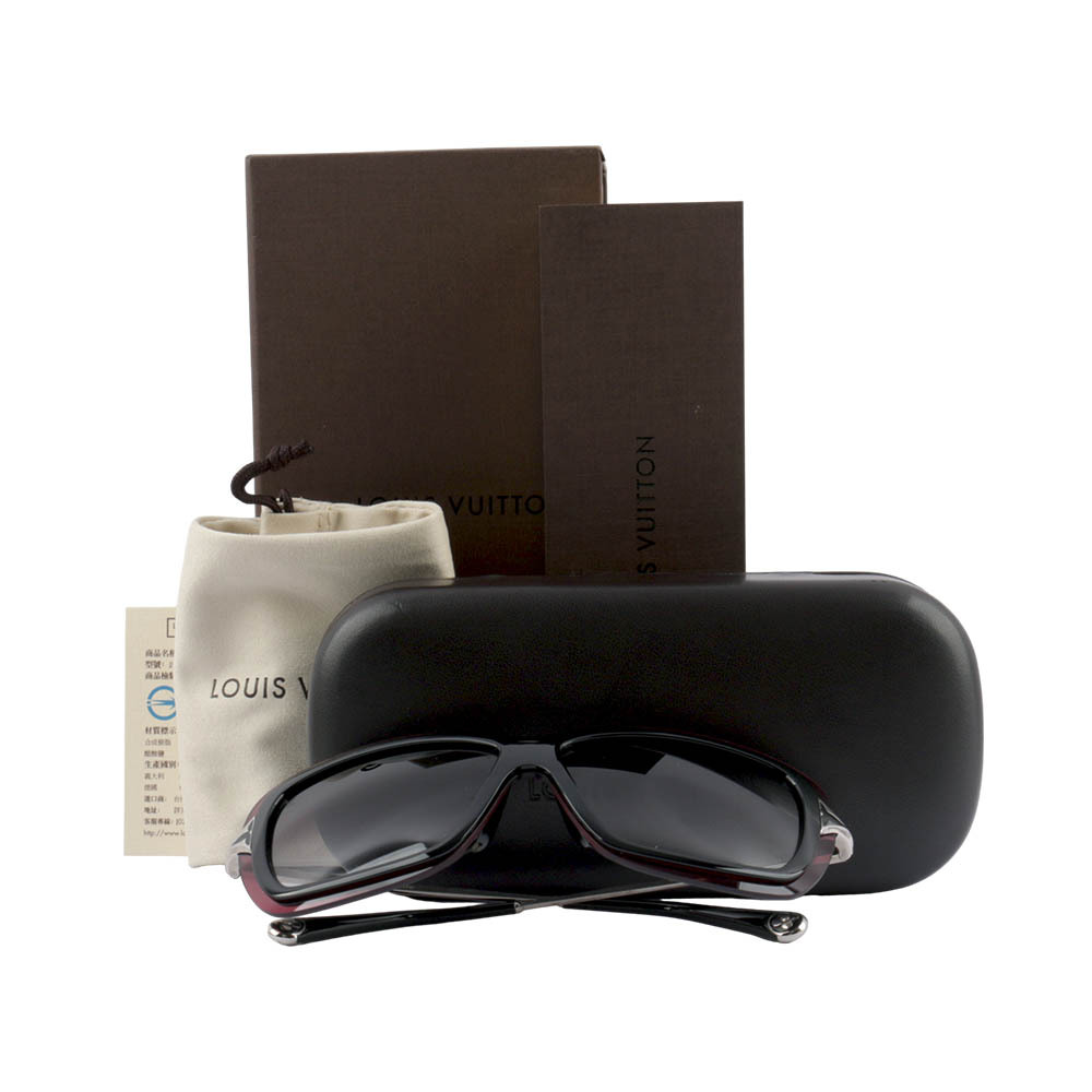 【Louis Vuitton / LV】LV 標誌酒紅外框墨鏡(黑色) Z0324E