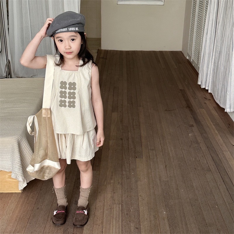 清爽花朵背心套裝