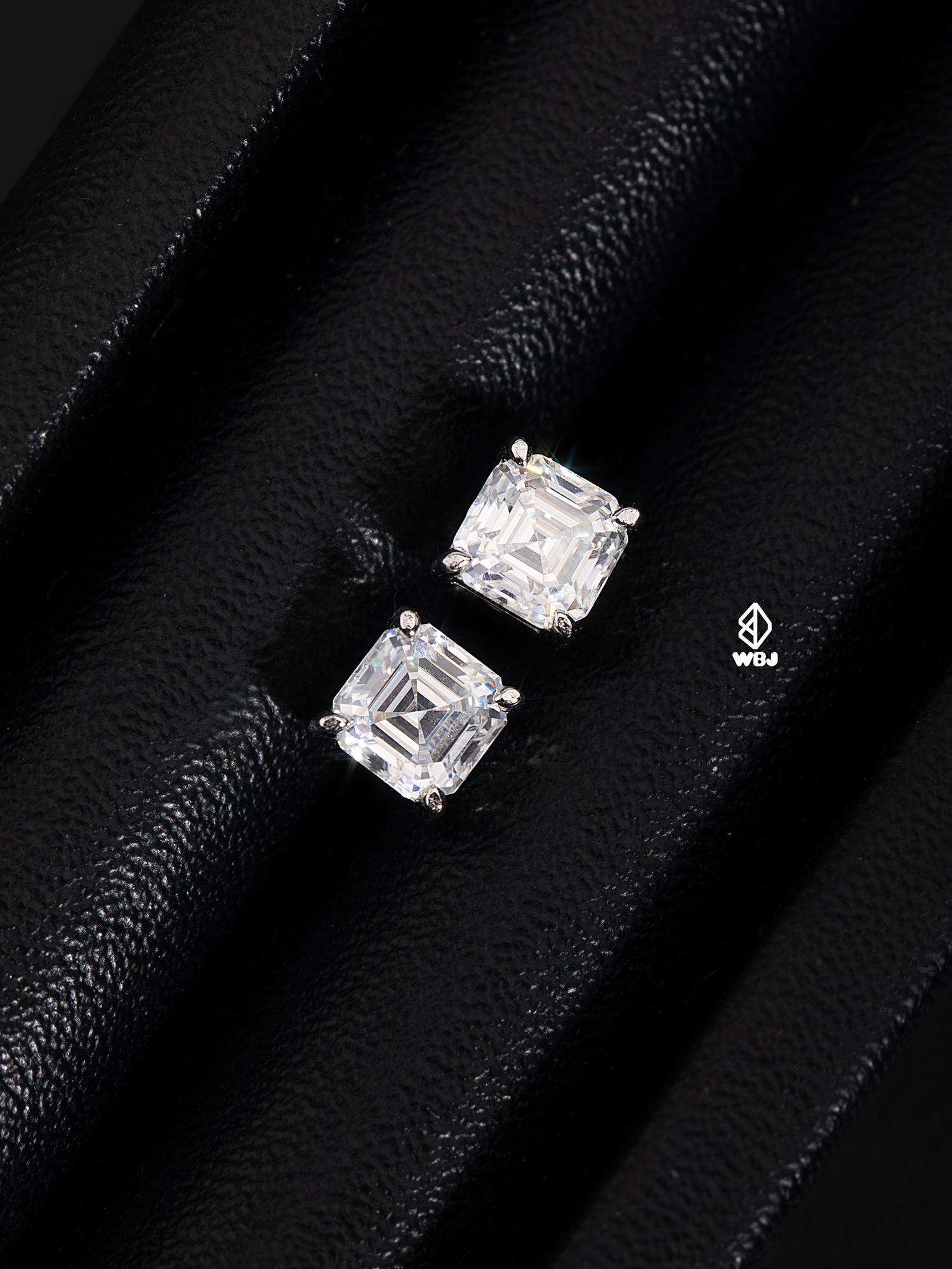 單鑽 | 一克拉阿斯切莫桑鑽耳環