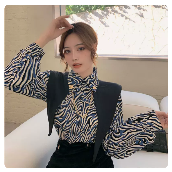 Fake two long-sleeved shirts (blue message size: S-3XL) (please contact customer service to confirm the shipping size after placing an order)