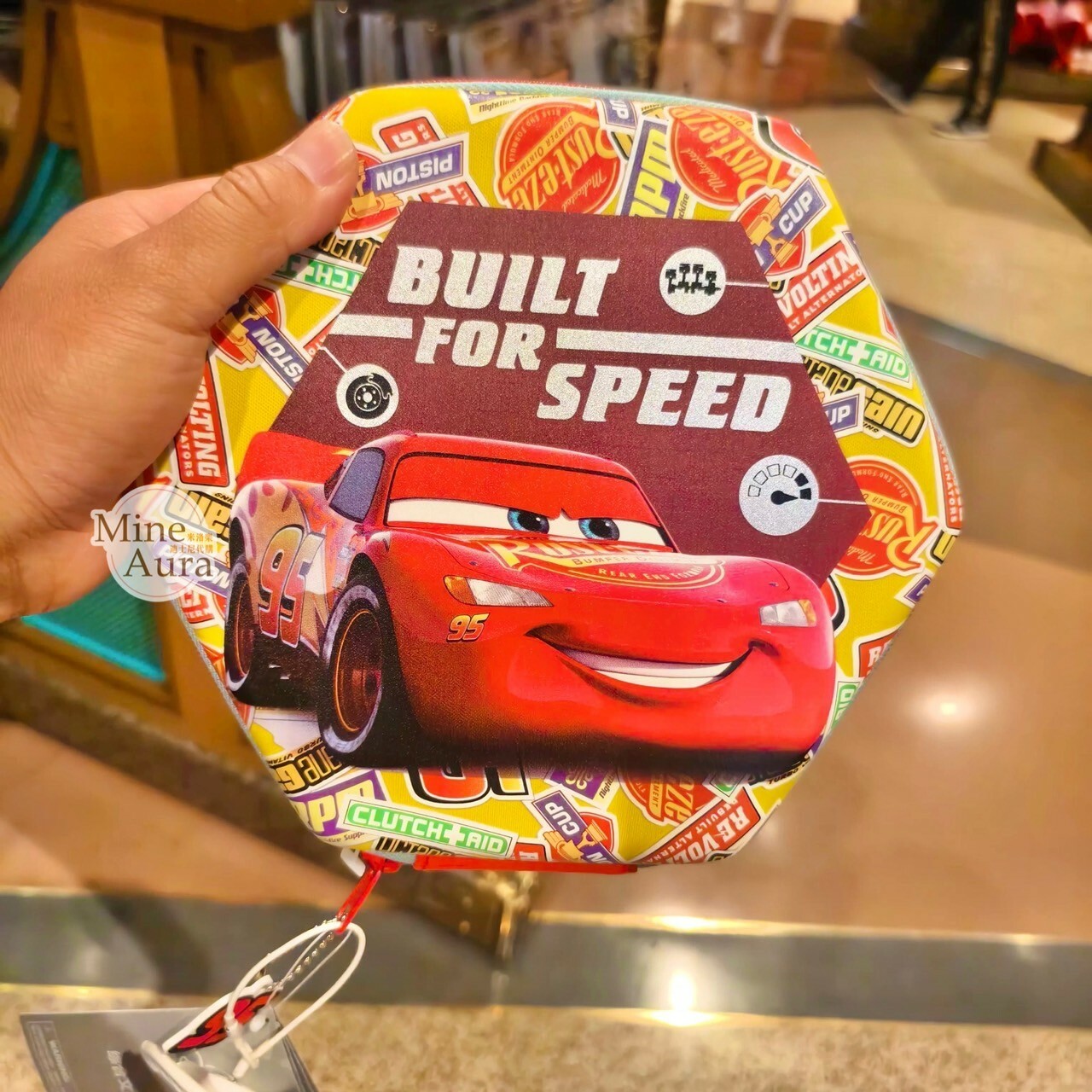閃電麥坤 Lightning McQueen 圖案 黃色底 文具包 文具組 汽車總動員 Cars -上海迪士尼樂園