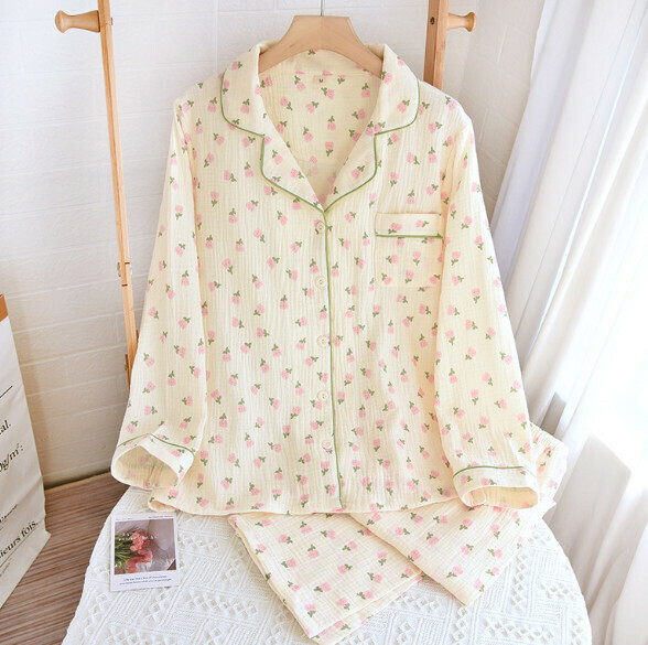 Floral thin loungewear set (LJH milk tulip-crepe lapel set) [M-XL size] [Contact customer service to confirm the shipping size after placing an order]