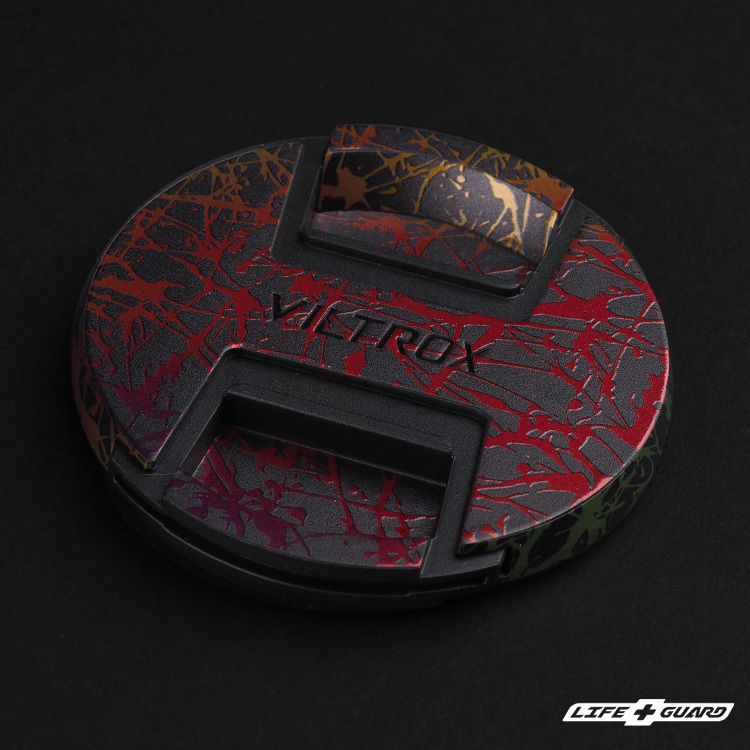 LIFE+GUARD 鏡頭貼膜安裝示意，適用 Viltrox AF 27mm F1.2 Pro