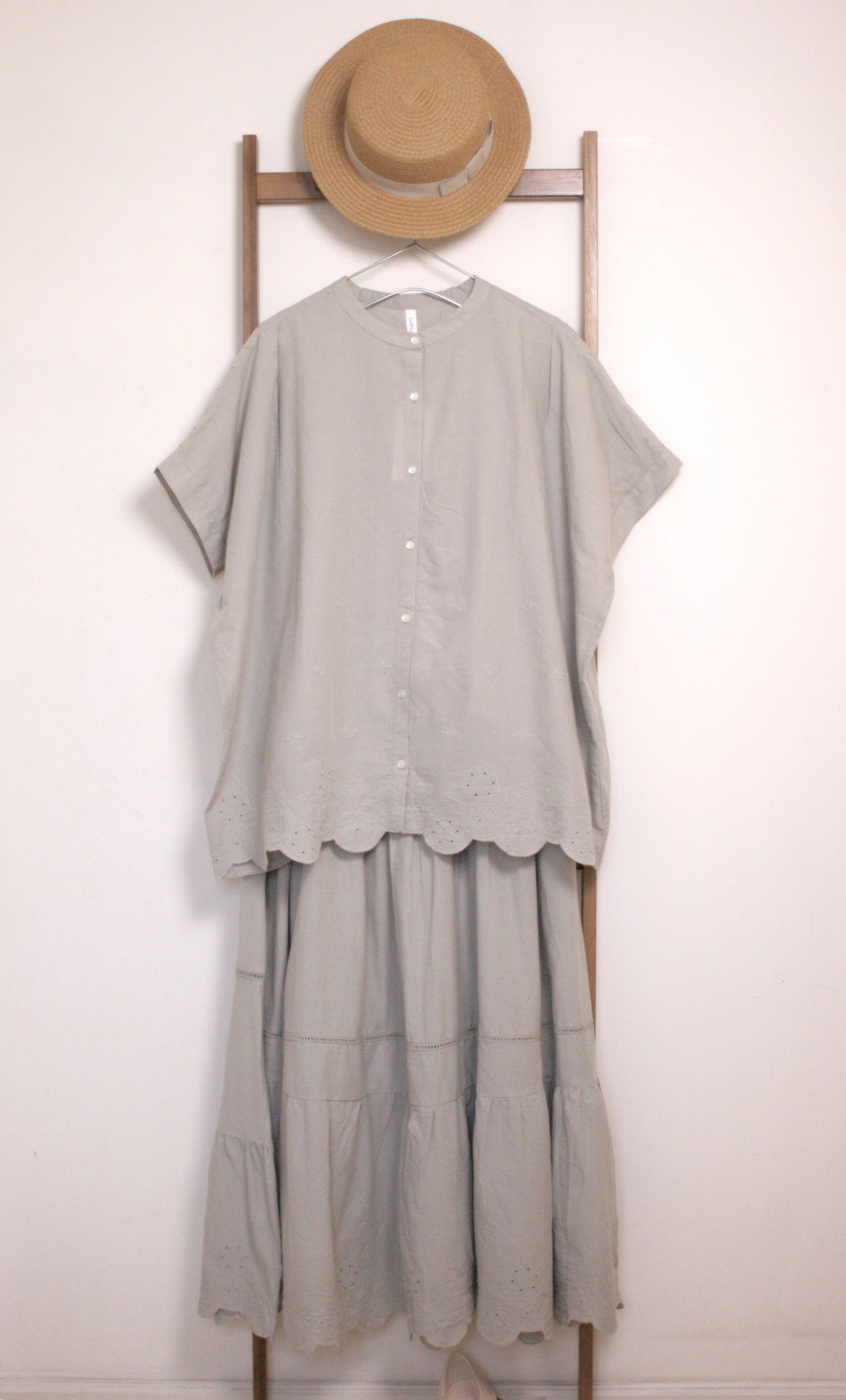 米灰色刺繡襯衫長裙Set up【日本直送】