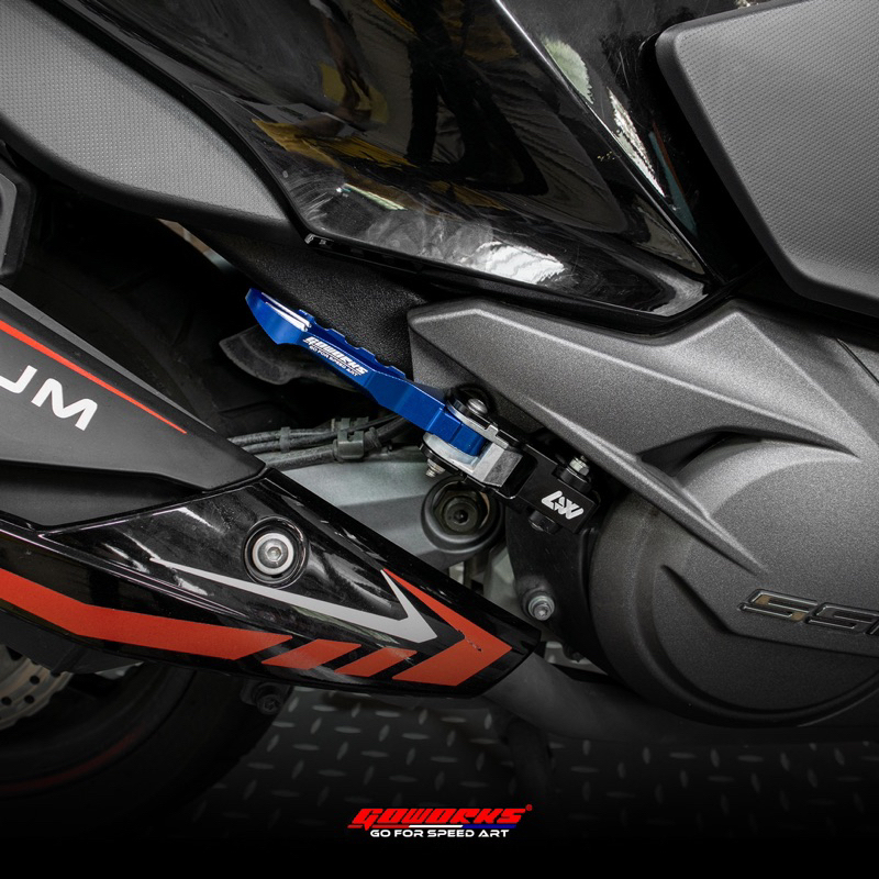 GOWORKS AK550 Premium 後移飛旋踏板