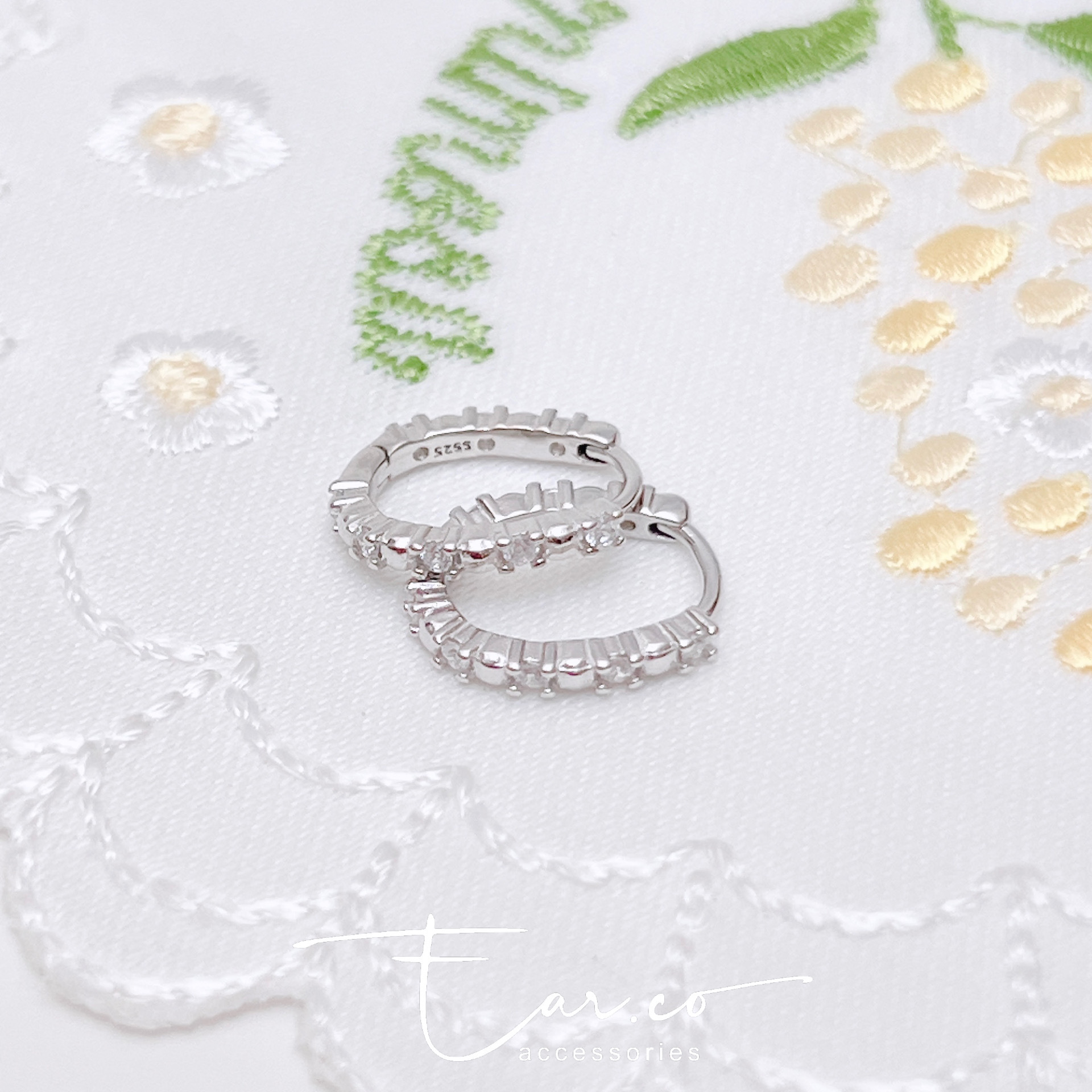 雙面閃石橢圓純銀小耳圈 [睡覺不用脫! ] #A1105