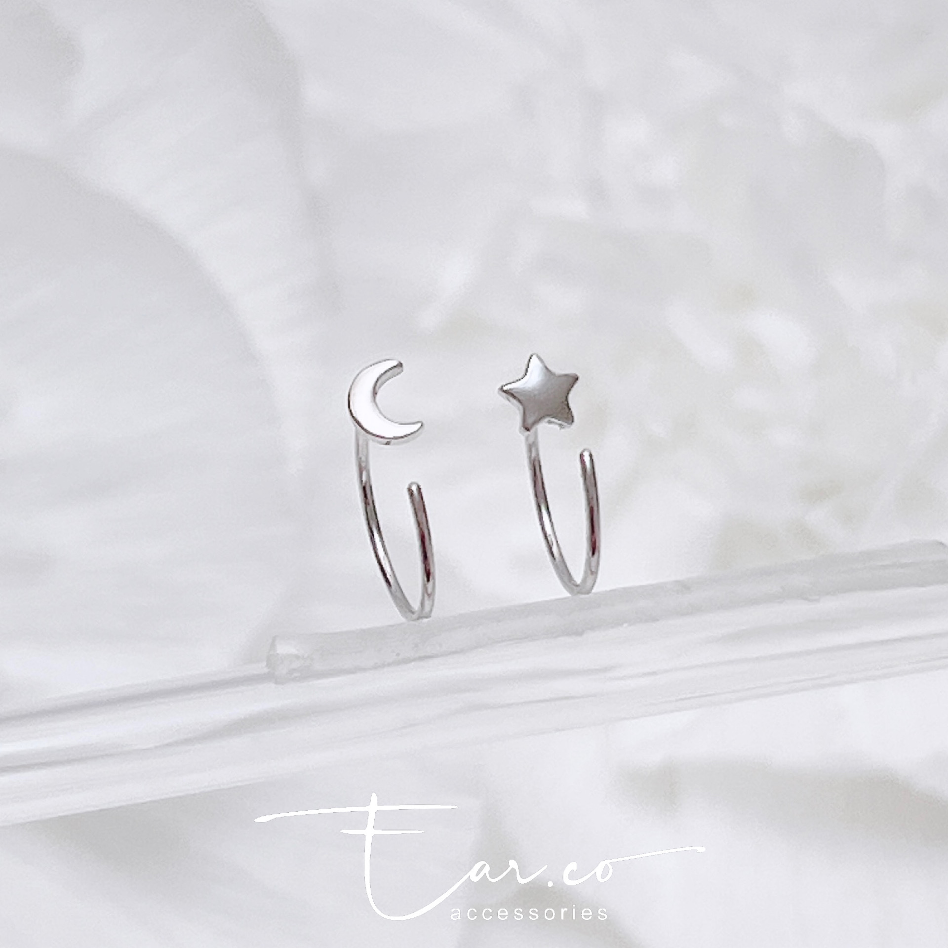 星星月亮不對稱C形純銀小耳圈 [睡覺不用脫! ] #A1067
