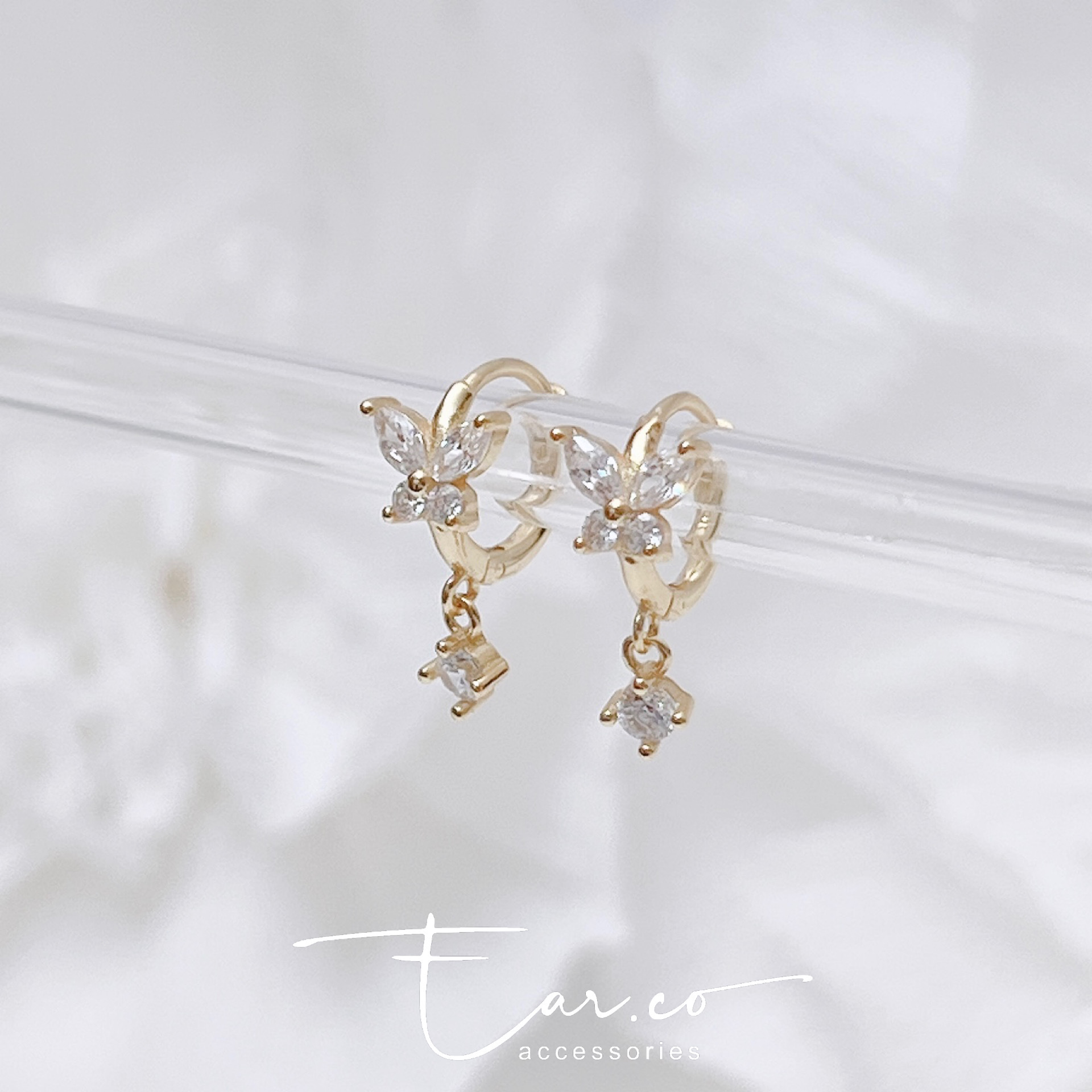 垂釣閃石小蝴蝶純銀小耳圈 [睡覺不用脫! ] #A917