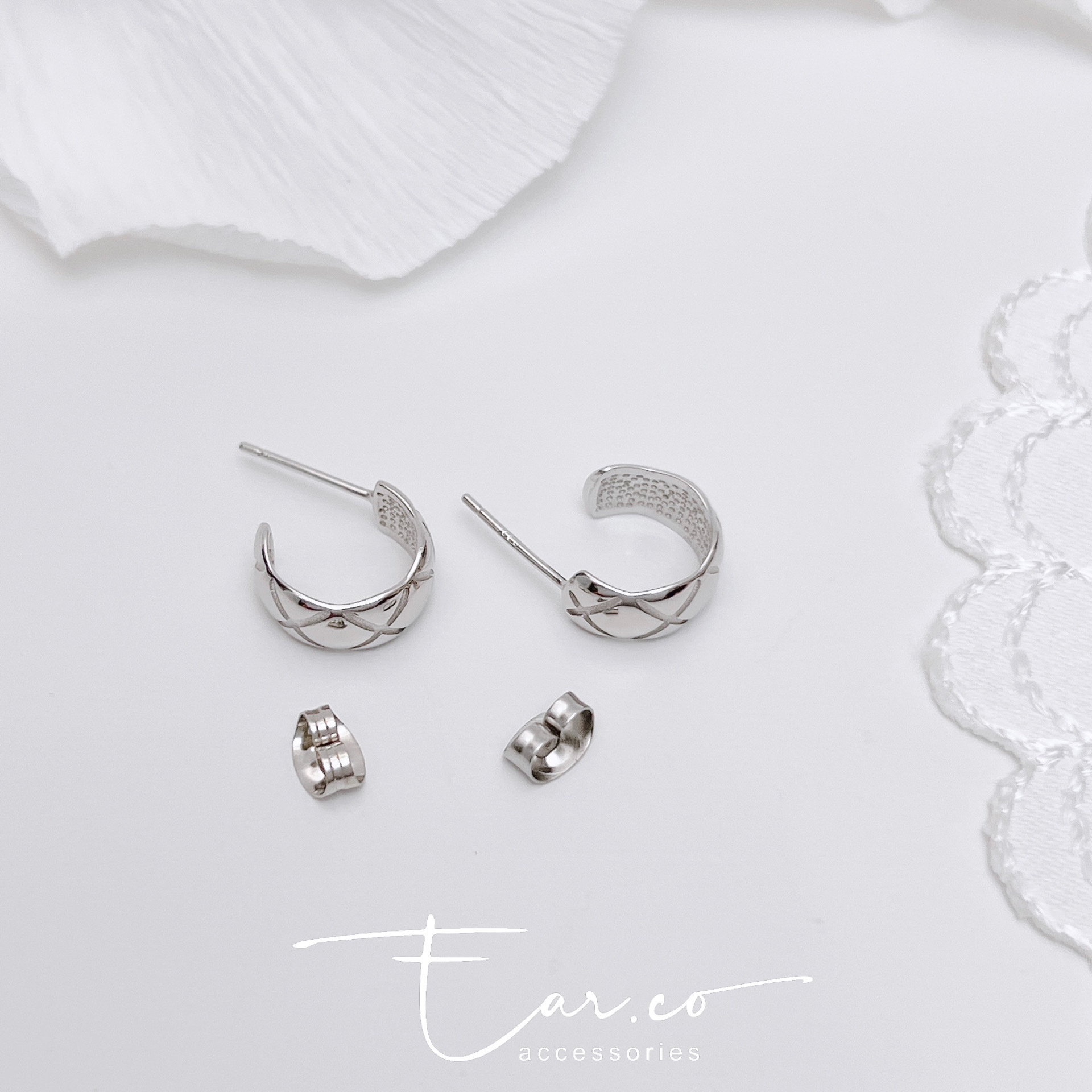 寬面圖案C形圈純銀耳環 #A1070