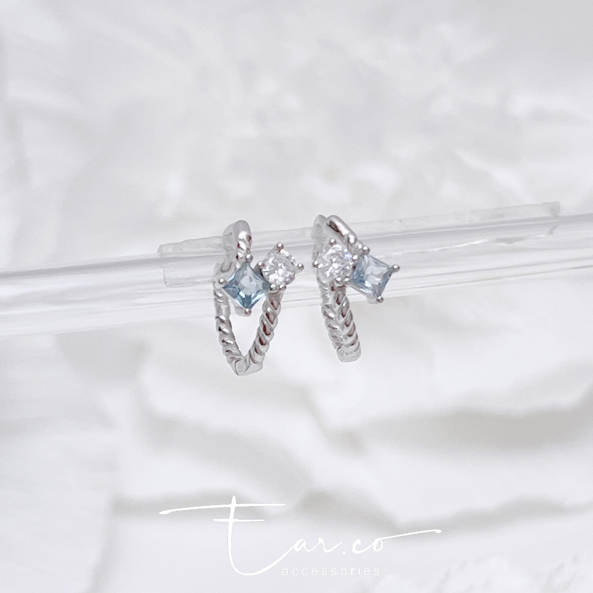 淺藍小方形拼圓鋯純銀小耳圈 [睡覺不用脫! ] #A1072