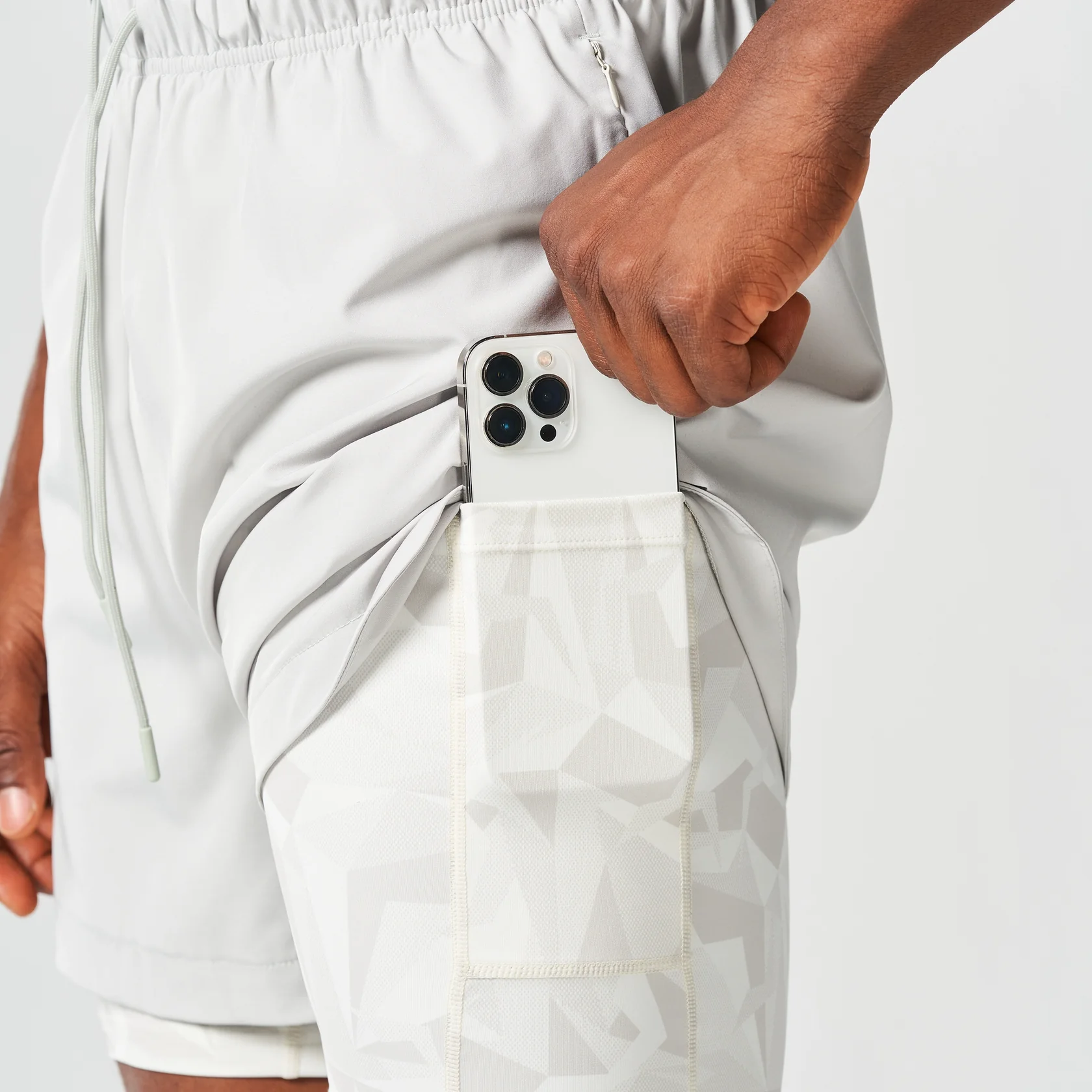 SQUATWOLF  高機能 Limitless 二合一 7 吋短褲（灰色）