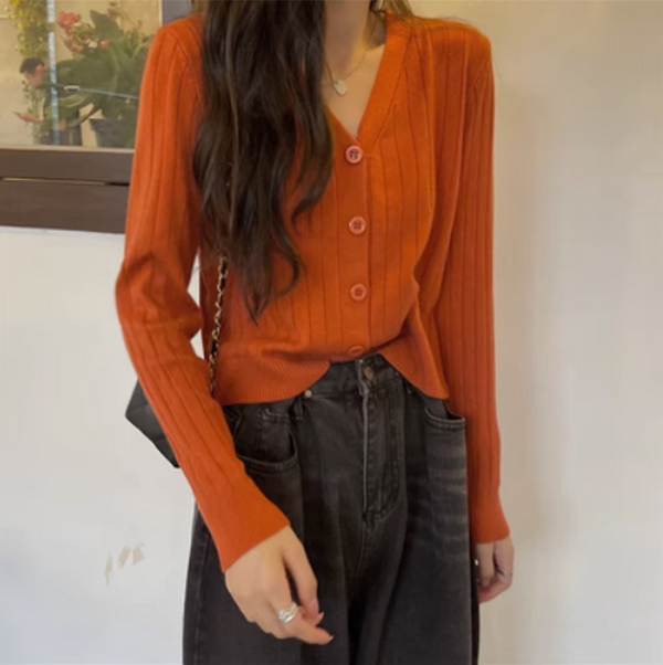 Loose and slim V-neck cardigan with long sleeves (caramel) (Size: one size)