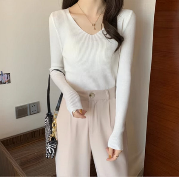 Slim-fit cropped solid knit (white) (size: one size)