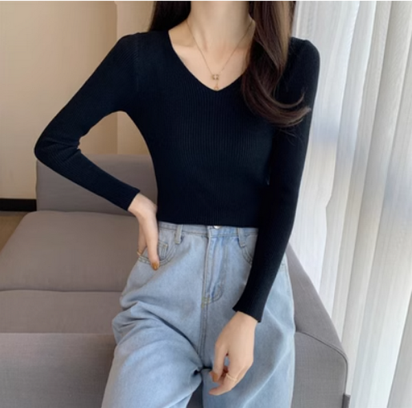 Slim Cropped Solid Knit (Black) (Size: One Size)