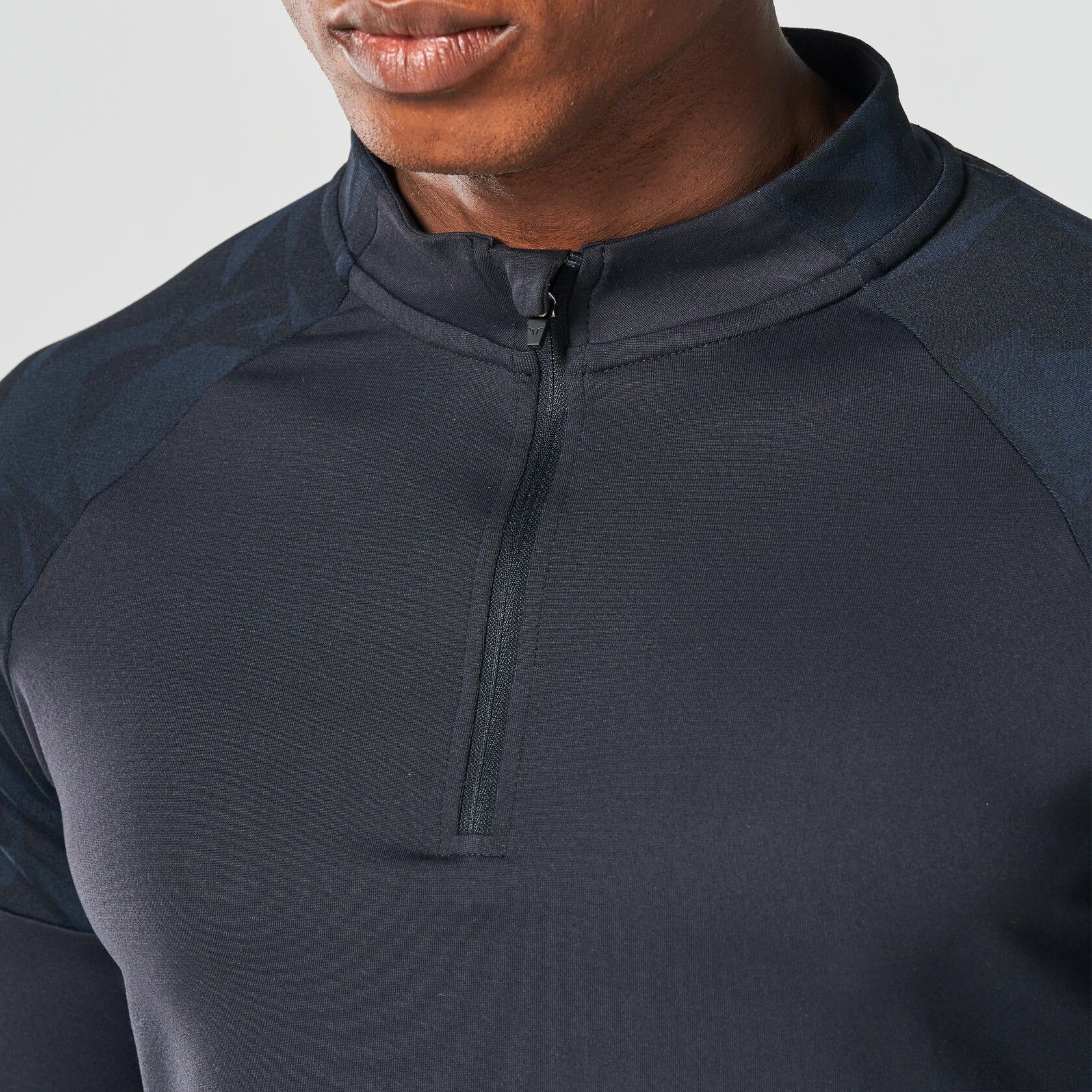 Evolve 跑步上衣 2.0（黑色印花）