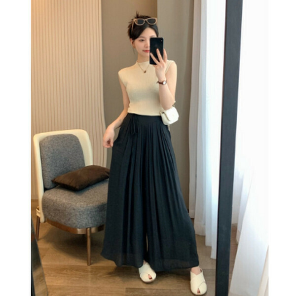 Smooth, breathable, lightweight, high-waisted wide-leg culottes【Black】【M-L size】【Contact customer service to confirm size after placing an order】