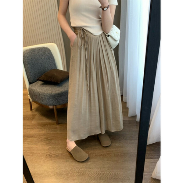 Smooth, breathable, lightweight, high-waisted, wide-legged culottes【Khaki】【M-L size】【Contact customer service to confirm size after placing an order】