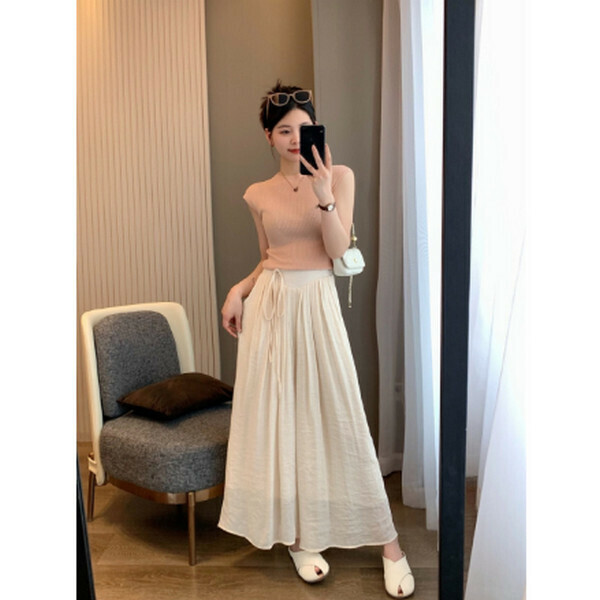 Smooth, breathable, lightweight, high-waisted wide-leg culottes【Apricot】【M-L size】【Contact customer service to confirm size after placing an order】